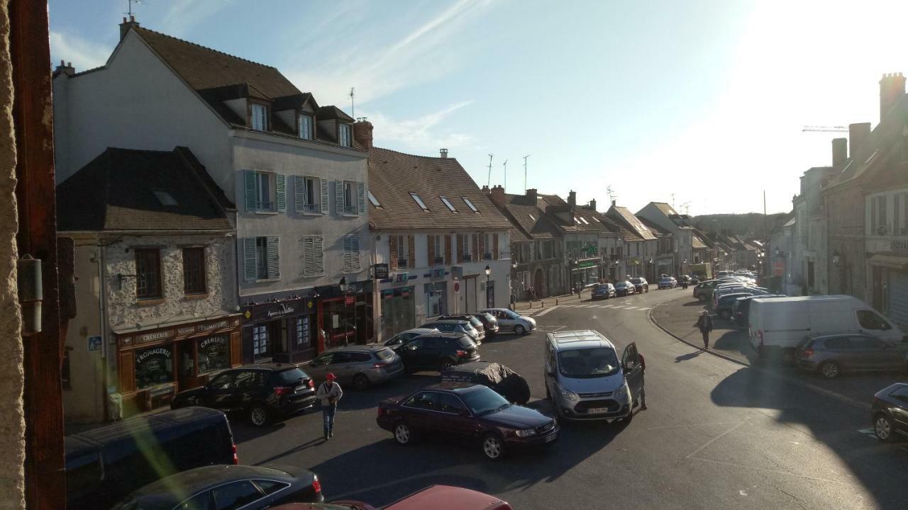 Appartement Cosy Et Chaleureux Saint-Arnoult-en-Yvelines Exterior foto